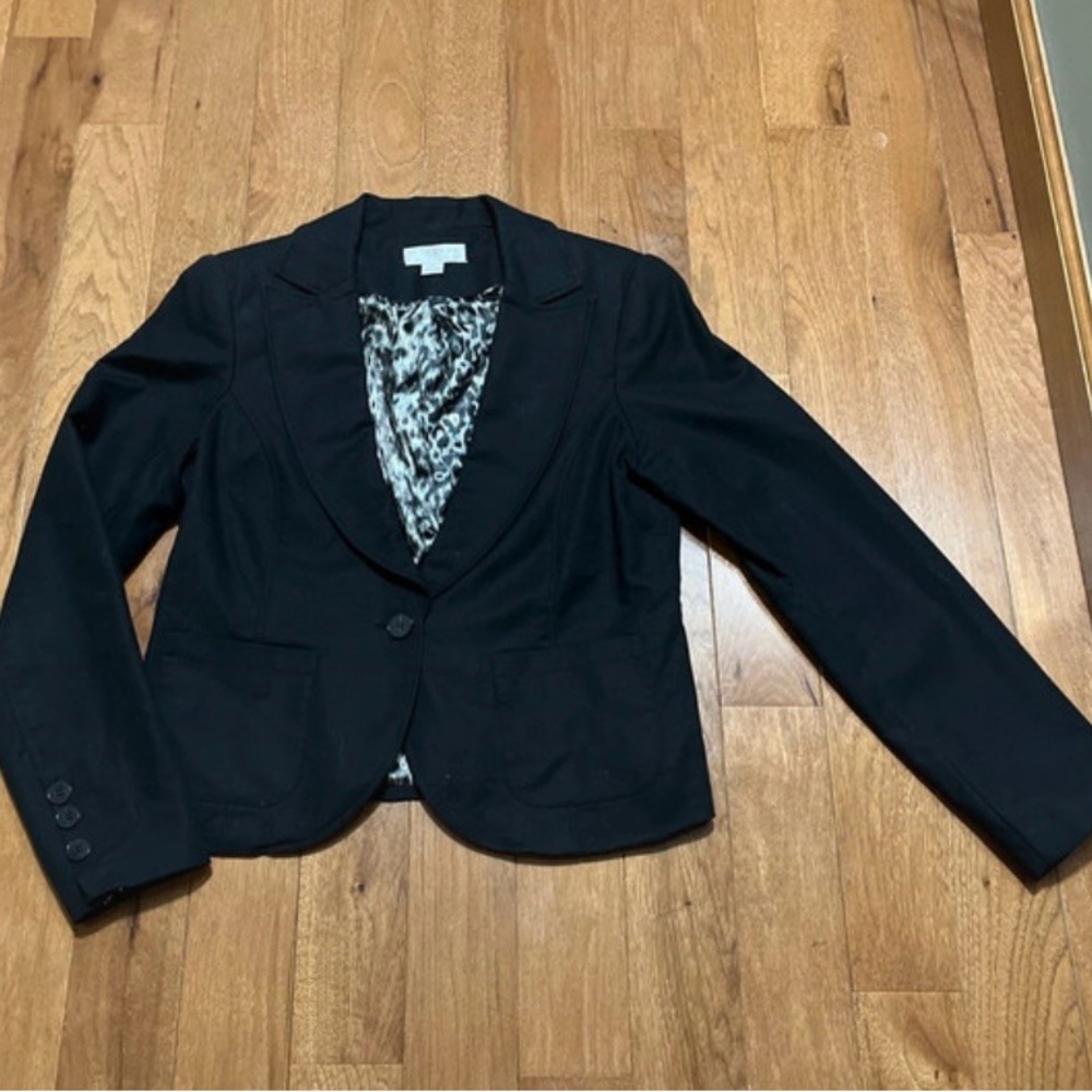 Kenar Black Blazer with Leopard-Print Lining